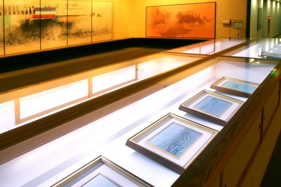 田淵俊夫の作品は、本画を始め制作過程の素描や下図などが展示されている。