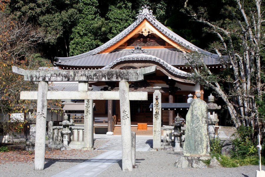 東山 繁多寺 愛媛のスポット 体験 愛媛県の公式観光サイト いよ観ネット