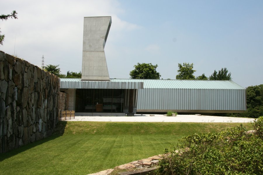広瀬宰平の足跡を通して新居浜の生い立ちを知ることができる広瀬歴史記念館。