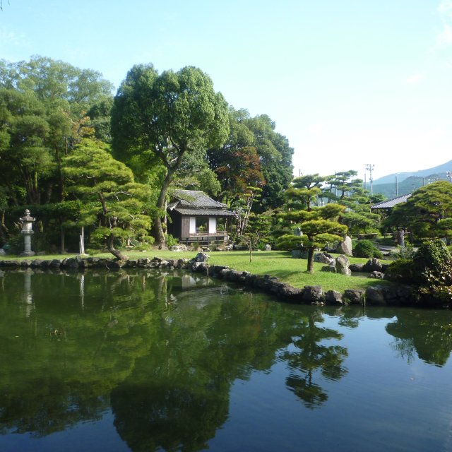 天赦園
