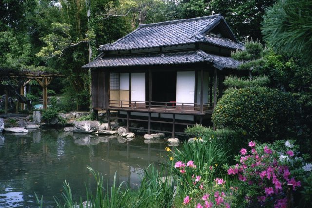天赦園