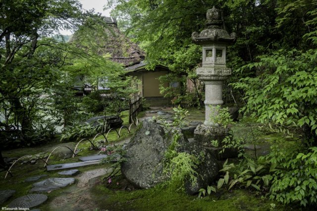 臥龍山荘