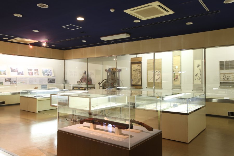 大洲地方の歴史や芸術、民俗、産業などの資料を展示。大洲城に関する資料も多く、大洲城を訪れる前にぜひ予習しておきたい。