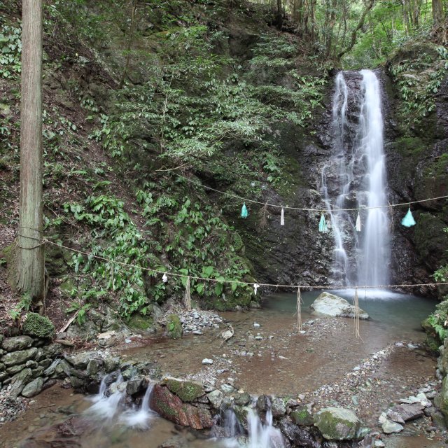 秋滝龍王神社