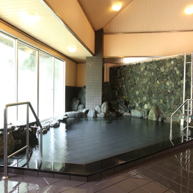 山出憩いの里温泉