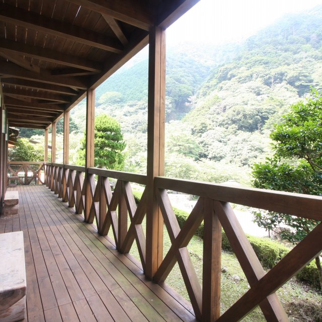 成川渓谷休養センター