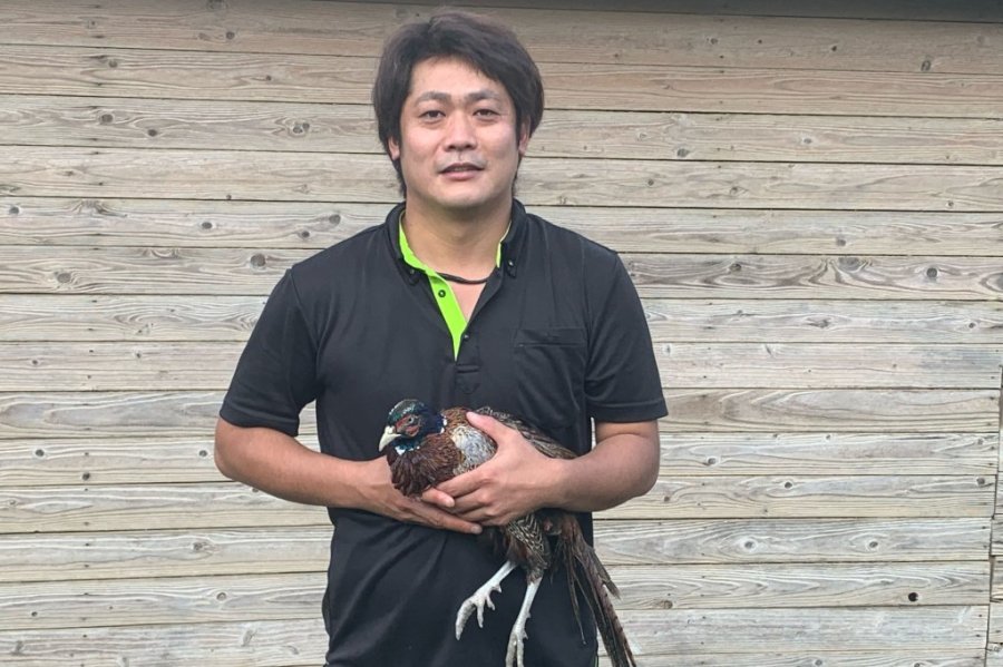 高タンパクで低カロリーな高水準のきじ料理をそのまま家庭の食卓で簡単に調理できる商品は、職員の汗と努力の賜物。