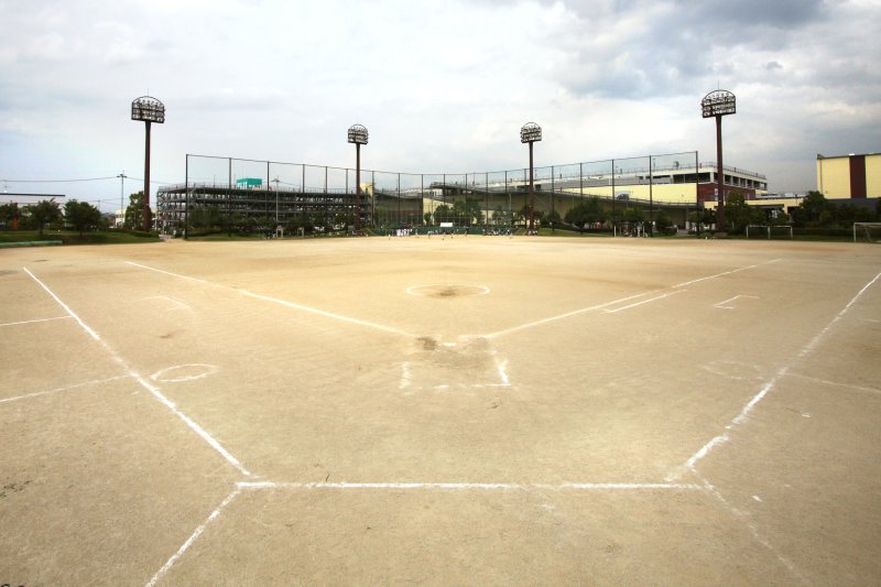 ボール遊びなどを楽しむことができる多目的グラウンド。団体の人には、貸出（有料）も行っている。