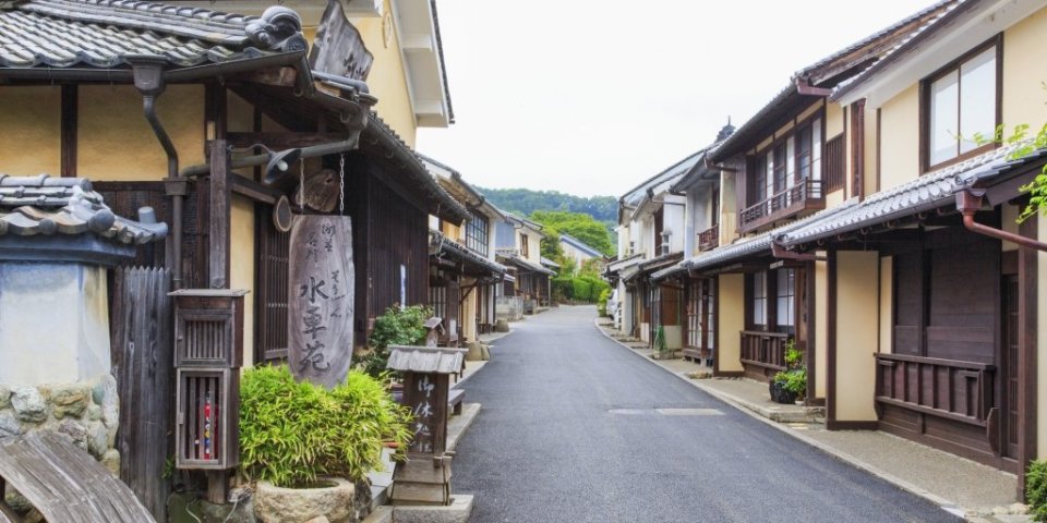 【歴史探訪】内子・大洲・宇和島の商家と城下町を巡る　タイムトリップ1日コース