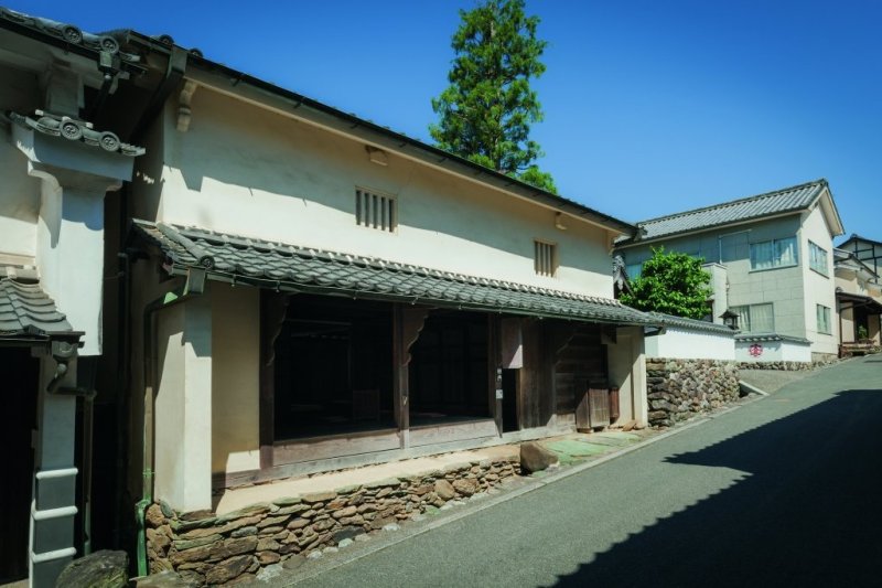 無料で開放しているので、内子の町並み散策の休憩スポットとして利用できる。