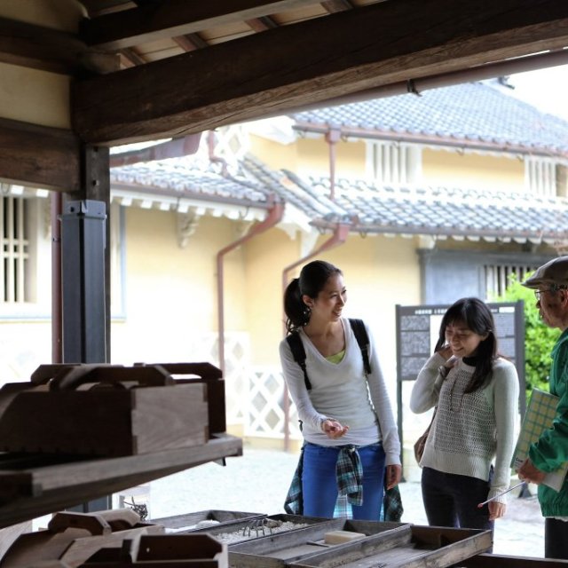 八日市・護国を歩く内子町並みガイド
