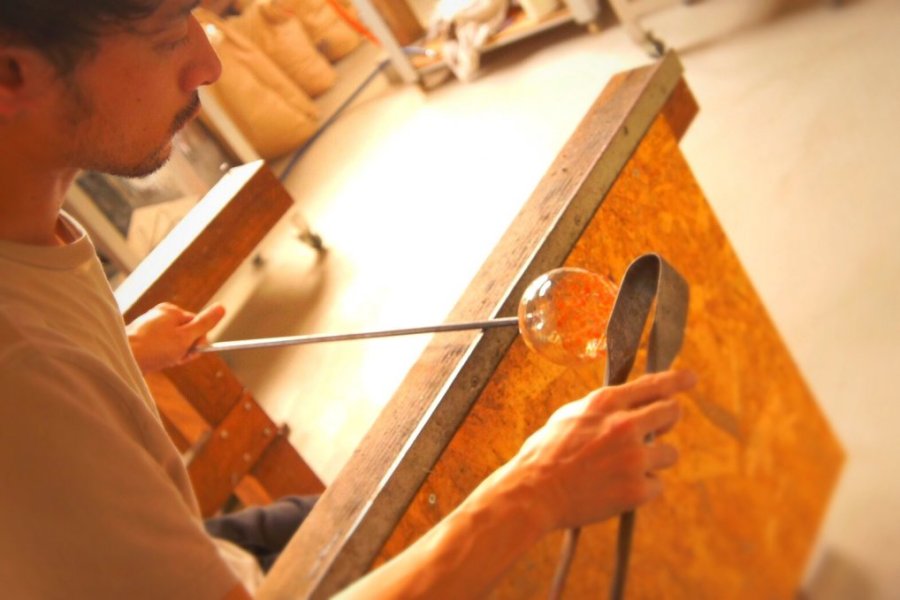 作家の作業風景はいつでも自由に見学できる