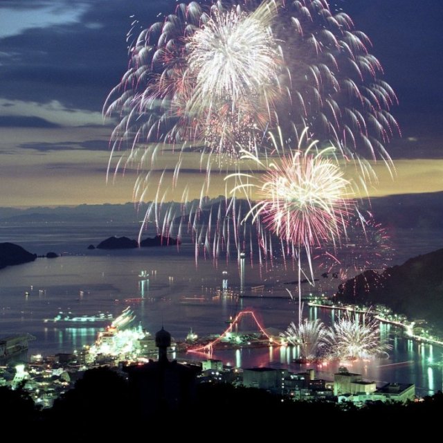 【2025】第55回八幡浜みなと花火大会