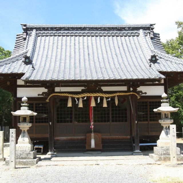 亀居八幡神社