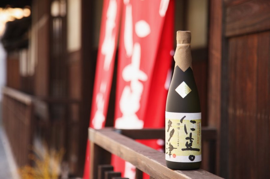 道後の地下水で作った清酒「仁喜多津」