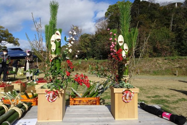 道後公園湯築城資料館　門松づくり講座