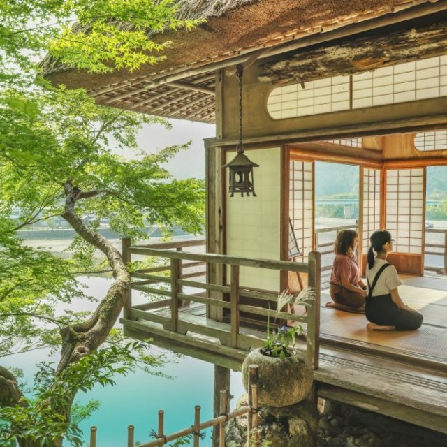 臥龍山荘お呈茶体験