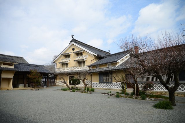木蠟資料館 上芳我邸