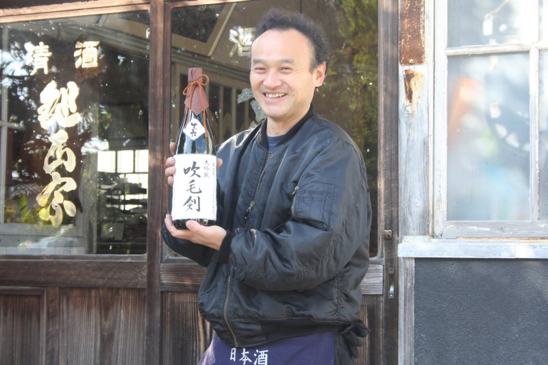 創業以来、昔と変わらない酒造りで味を守り続けている。
