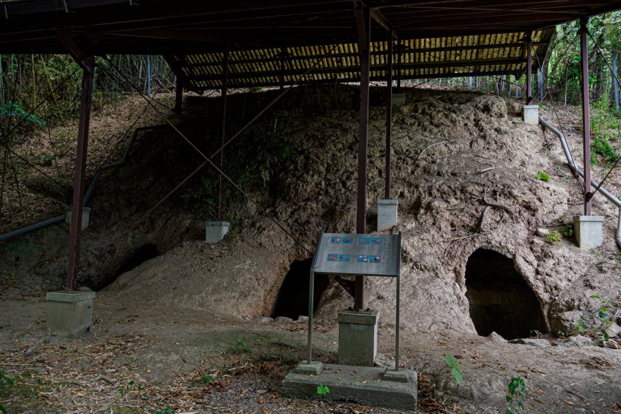 ふらりと伊予市へ。古代の登り窯「かわらがはな」と佇む石地蔵に出会う、ノスタルジックな癒やし旅