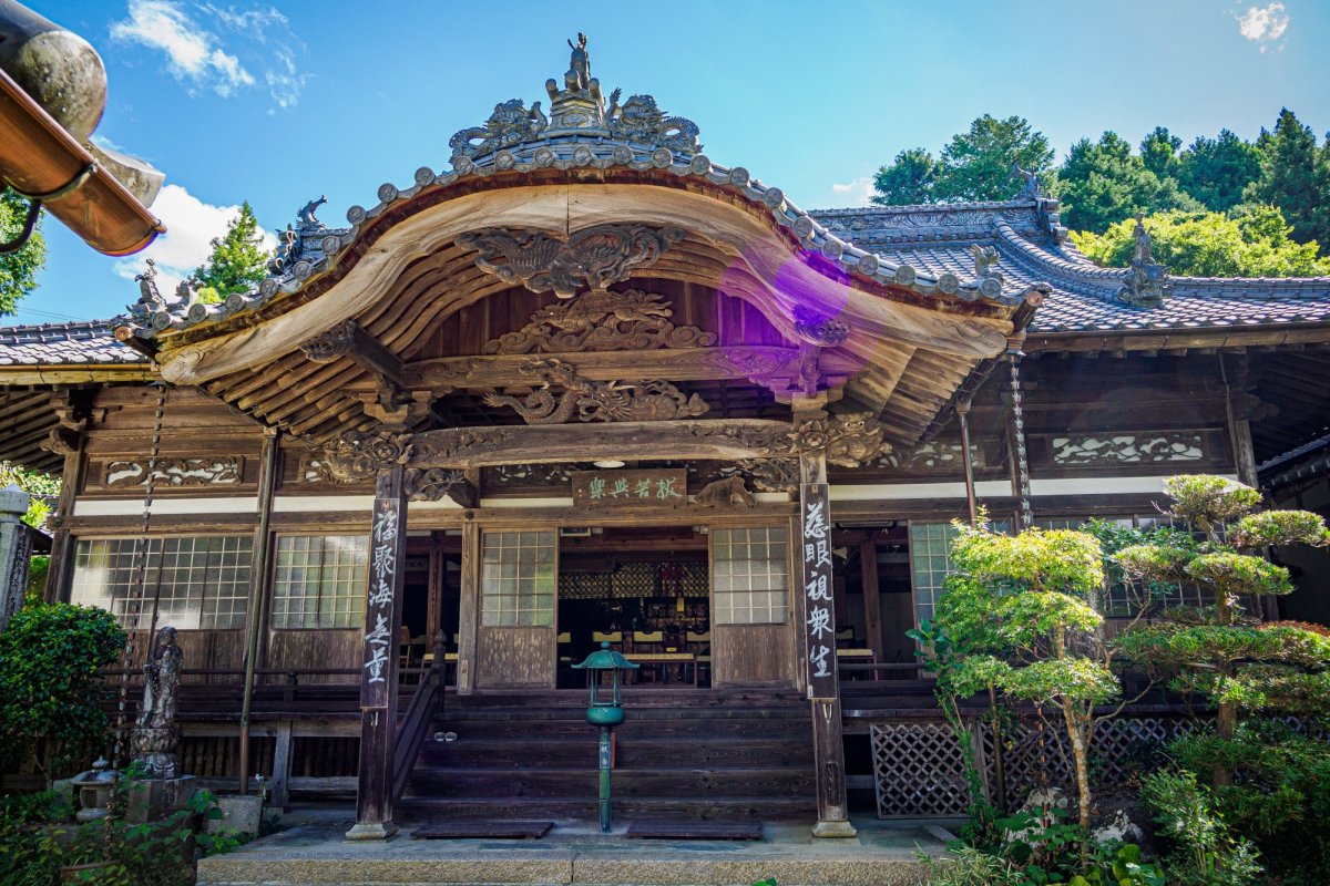 伊予市・中山町の古刹「盛景寺」と樹齢700年の菩提樹を訪ねる癒やし旅