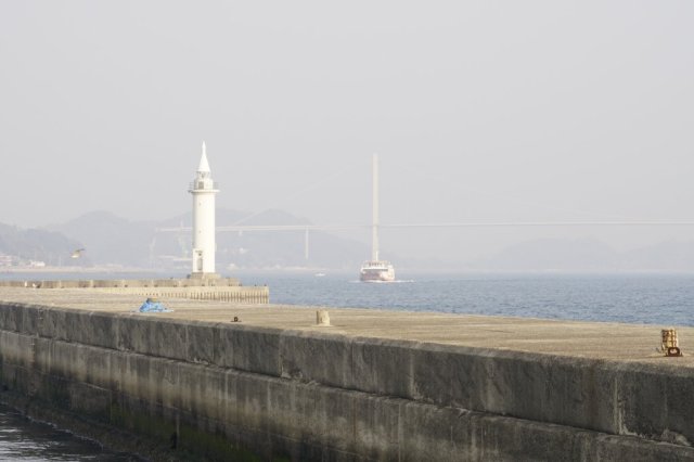 今治港東防波堤灯台