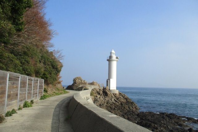 アゴノ鼻灯台