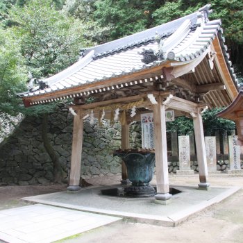石鎚神社