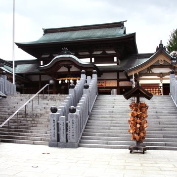 伊豫豆比古命神社（椿神社）