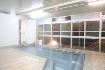 鈍川温泉ホテル