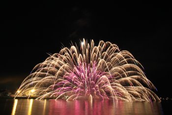 松山港まつり（三津浜花火大会）