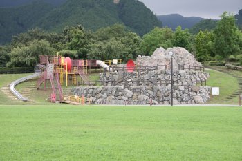 ［道の駅］小松オアシス 石鎚ハイウェイオアシス館 子供広場