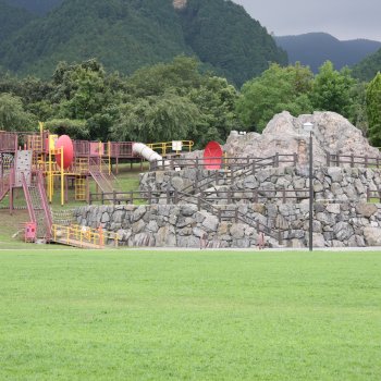［道の駅］小松オアシス 石鎚ハイウェイオアシス館 子供広場