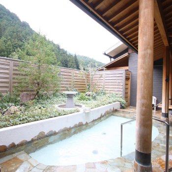宝泉坊温泉