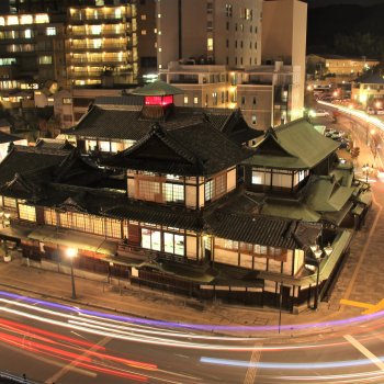 道後温泉夜景