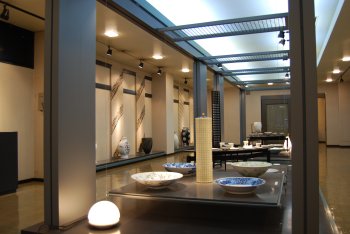 砥部焼伝統産業会館　館内