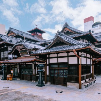 道後温泉本館　外観（南西・昼）D1