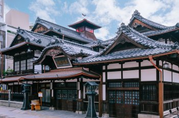 道後温泉本館　外観（南西・昼）D2