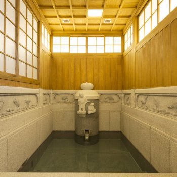 道後温泉別館飛鳥乃湯泉　特別休憩室1　D1