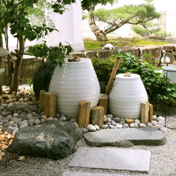 砥部焼伝統産業会館